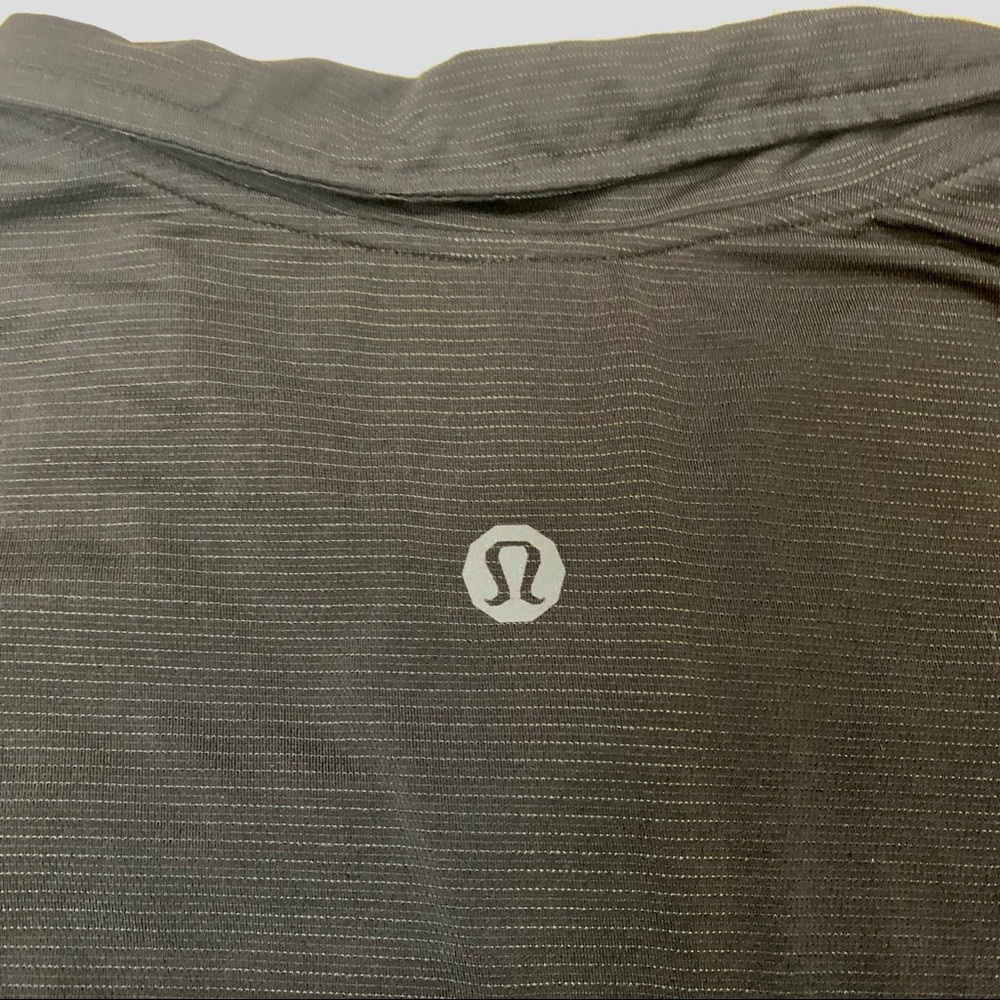 SOLD❗️LULULEMON Mens Black Polo Workout Shirt - Picture 8 of 8